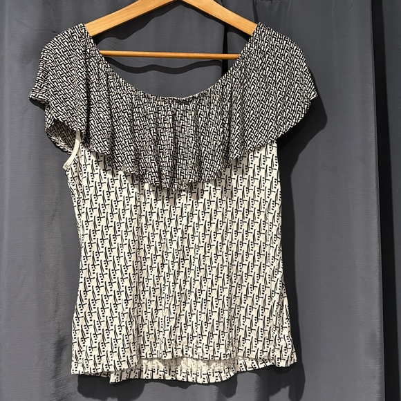 Anthropologie Tops - Anthropologie Off The Shoulder Ruffle Top Size SMALL